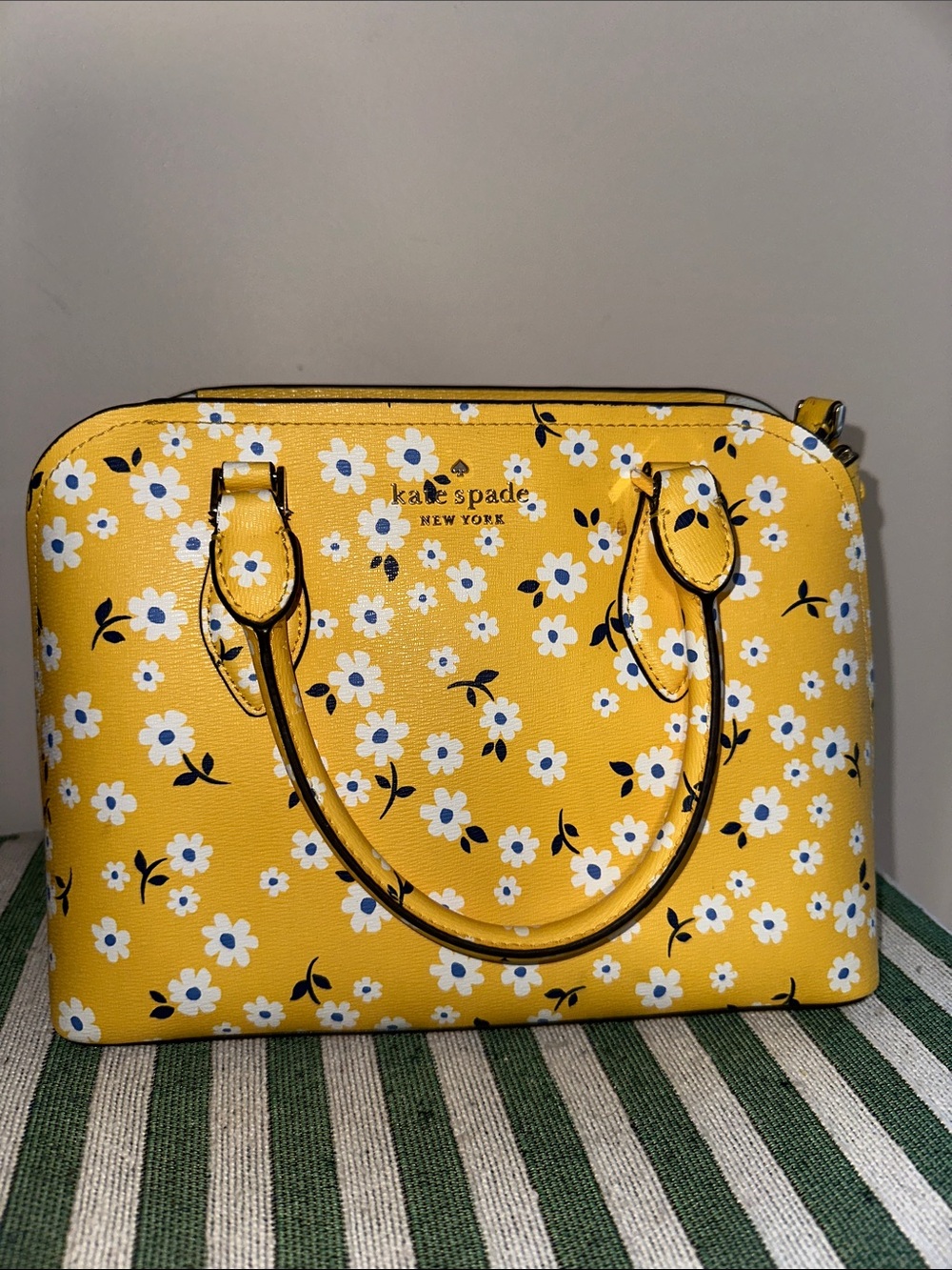 kate spade Yellow Daisy-Print Darcy Satchel